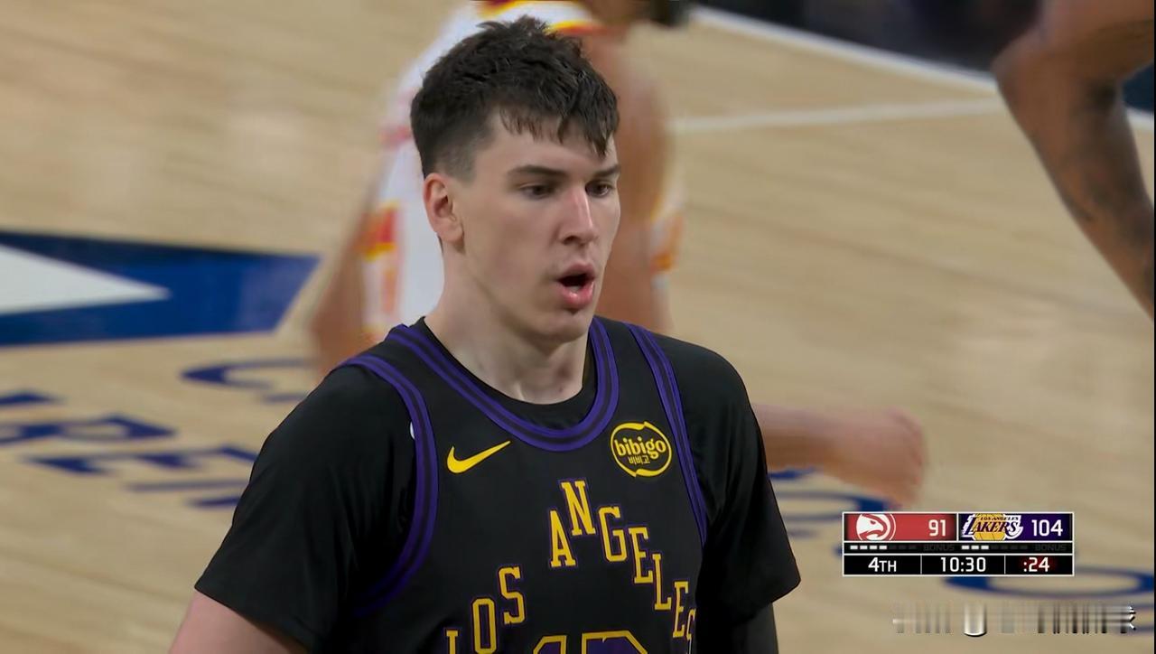 湖人新星拉拉维亚真是语出惊人！在今天湖人主场以141：116大胜老鹰的赛后采访中