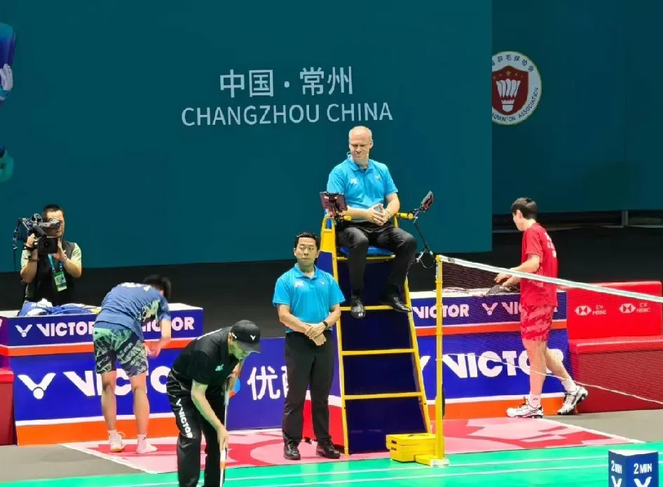 7月27日，对中国羽毛球是一个激动人心的日子，国羽包揽了中国公开赛男女单打、女双和混双四个项目的冠亚