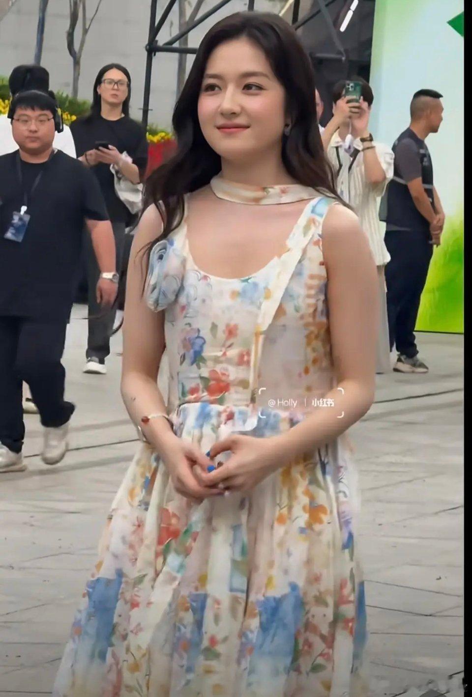 哪里胖了，不胖不胖多吃点