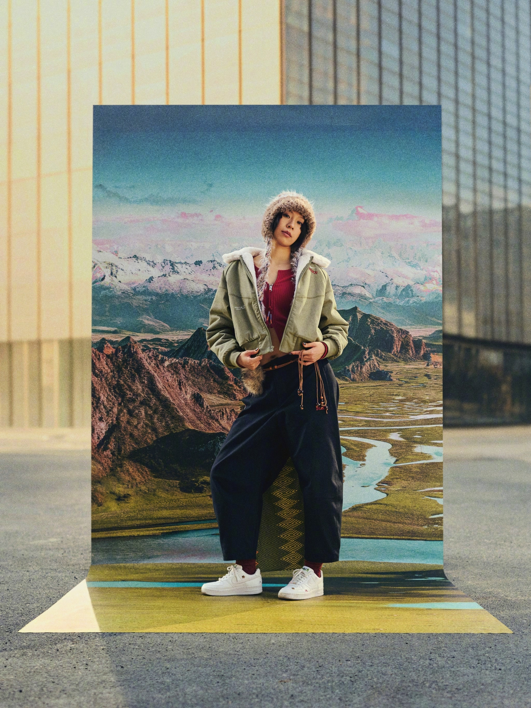 Nike「CNY」耐克为2026中国农历马年推出「脱缰」系列，以骏马为灵感，融入