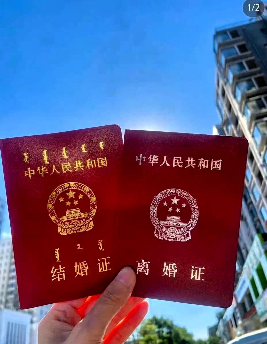 34岁的俄罗斯女子安娜嫁到重庆，离婚后没要前夫任何财产。选择独自面对生活，之