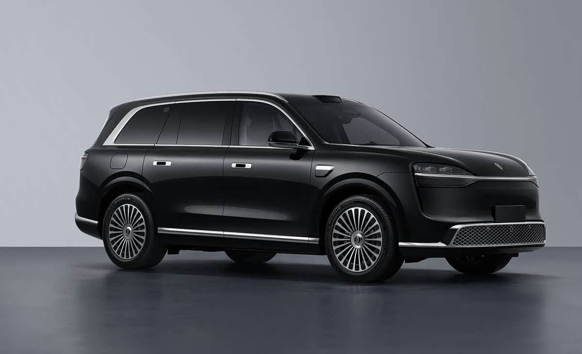 2026款问界M9核心升级到位，47.98万起。最关键的变化：-首发华为896