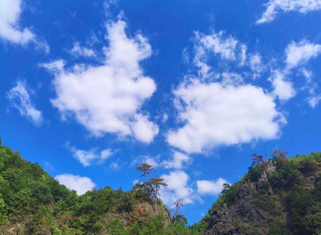 分享一张山景照片