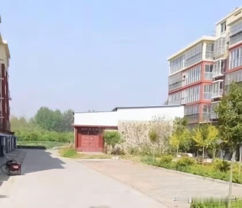山东临沂王桥社区发生的这起爆炸事故，看到现场的惨烈程度，最让人搞不懂的就是，到底