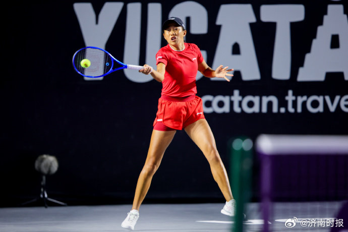 【#张帅的行李拿到了#】#张帅回应行李滞留华盛顿机场#4月4日，网球运动员从美