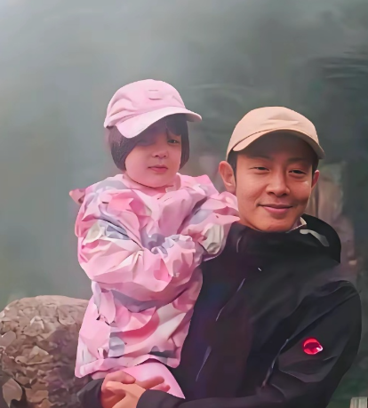 撒贝宁聪明一辈子，唯独在这件事情上失算了！​要说到最有才华的央视主持人，撒贝宁