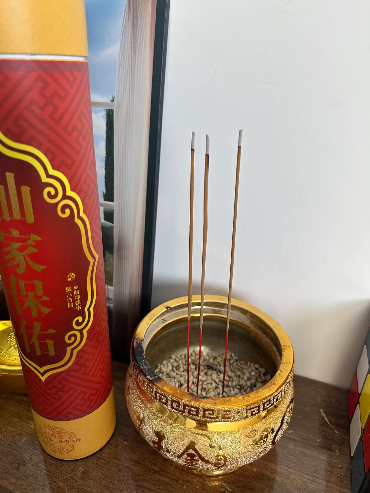中国裁判文书网公开的一份刑事判决书，让人看完心里无比沉重。西安雁塔区法院在202