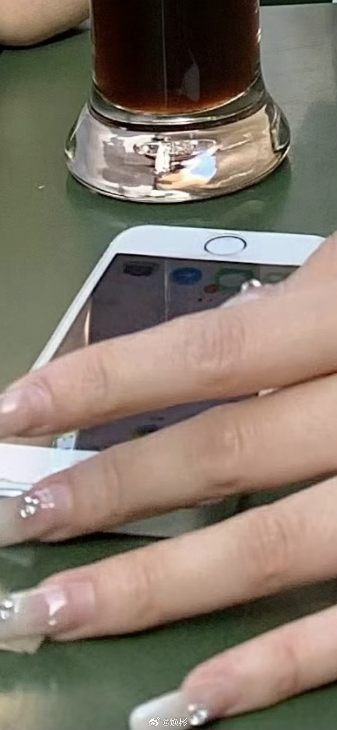 还是以前的home键iPhone有意思。