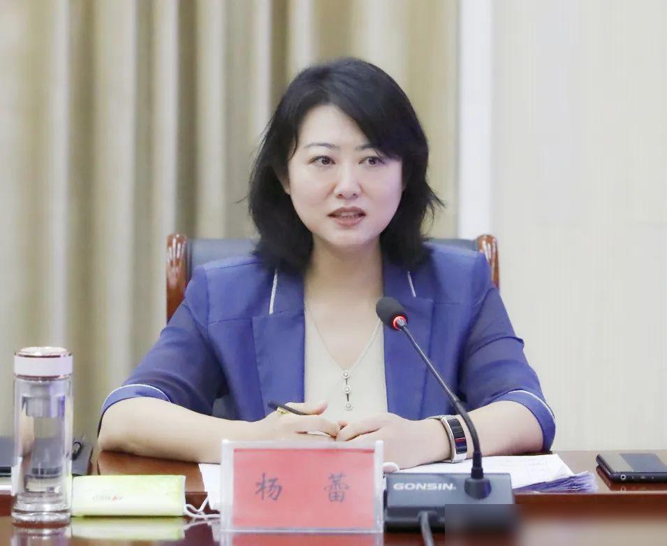 邢台一高校迎来美女副校长作为前两年帮侄子研究过河北本地职业本科的过来人，说实