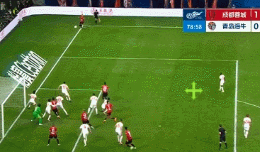 太牛！中超惊现罕见0角度破门：角球世界波。太精彩了！这脚法没谁了。争冠球队成都