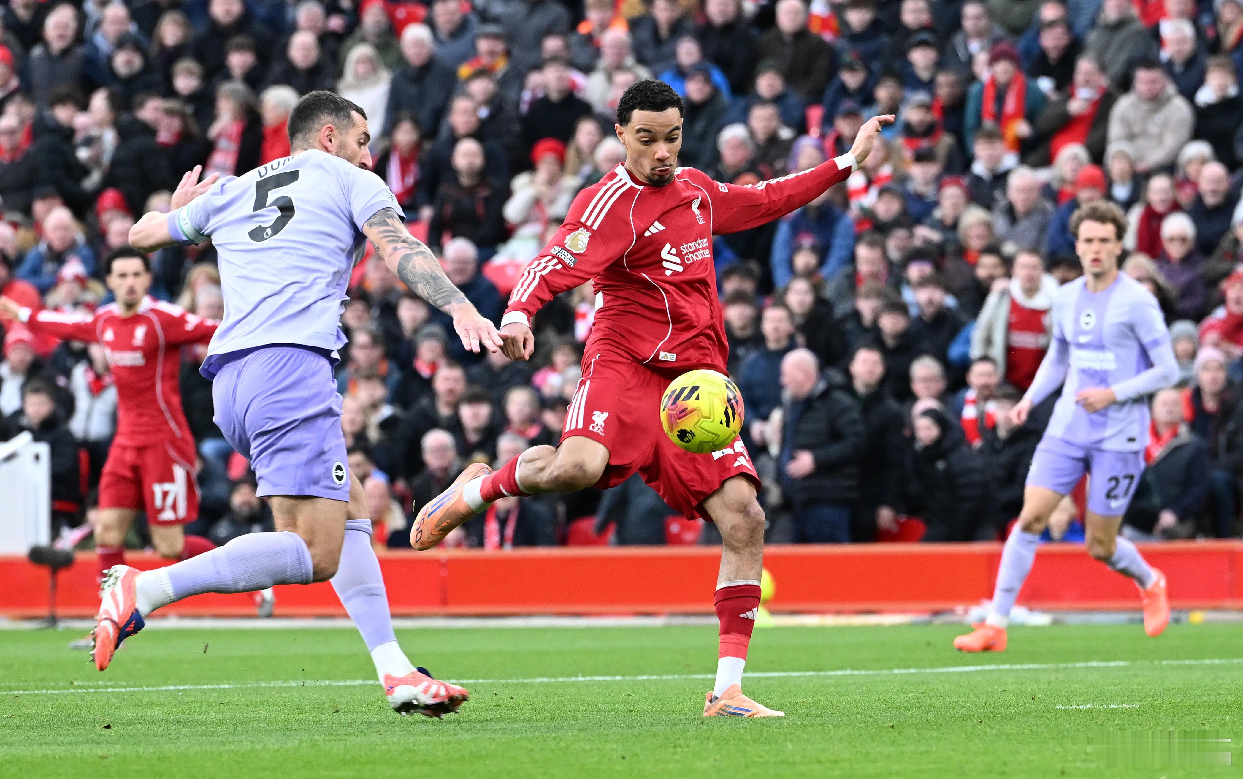 利物浦利物浦踢完利兹联，正好是半程，我估计那会儿利物浦应该追到第四了。利物浦接