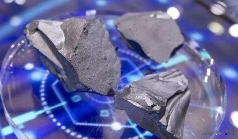 中国又悄悄关上了一扇更要命的门！在稀土还未撕完的时候，中国又加紧了另外一出口，而