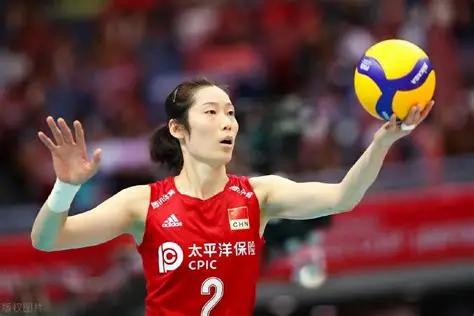 朱婷拒绝150万欧，不是傻，是看透了职业体育最残酷的真相。朱婷作为中国女排的核