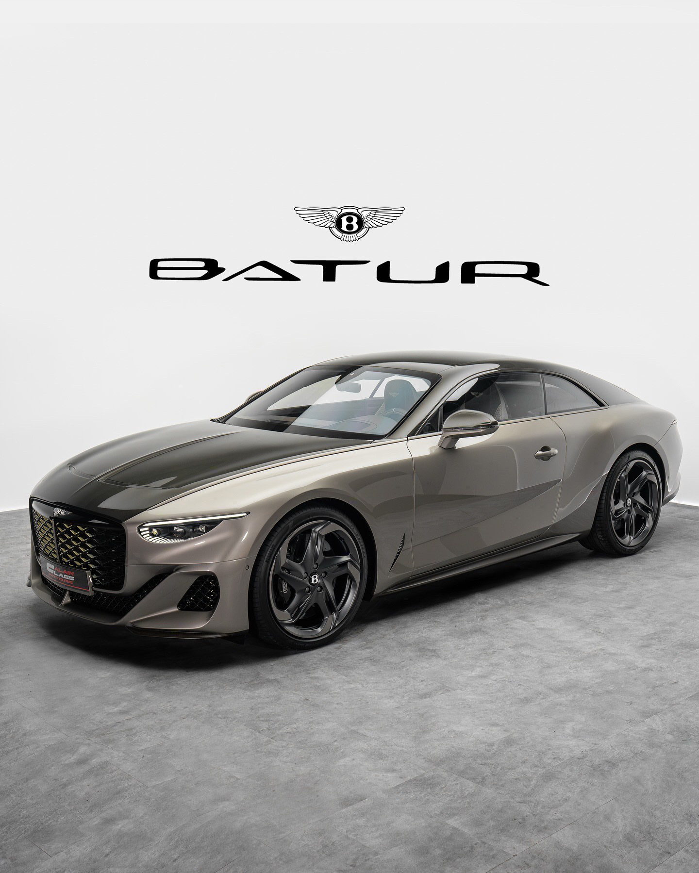 Car时尚賓利Batur•规格：欧规•行驶里程：280公里•年