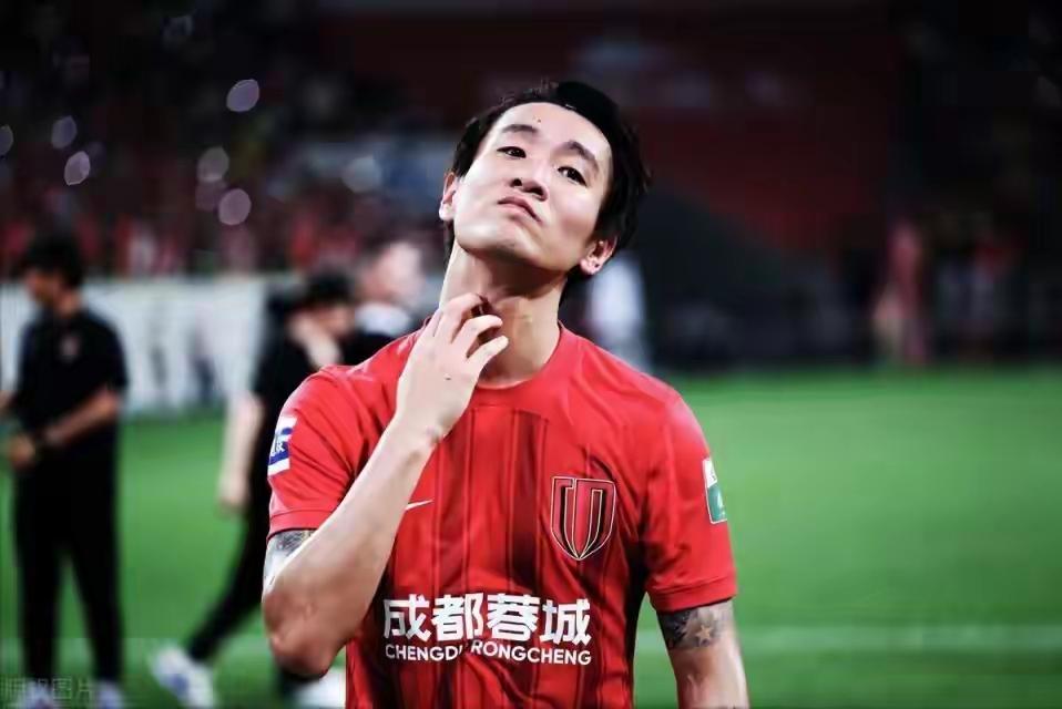 川渝德比从实力上讲应该是成都队获胜，但成都队的主教练太托大了，以为重庆是升班马，