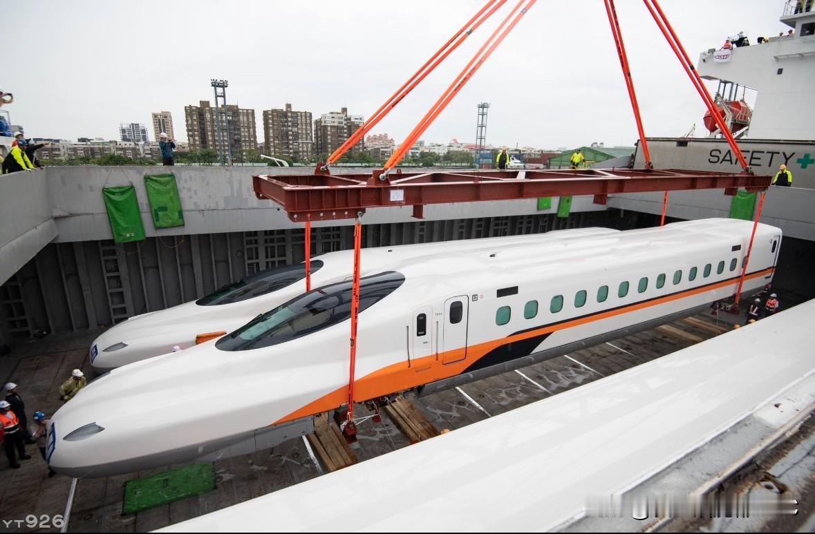N700ST首批车辆到达…经过3天的航海，N700STTS01编成12号车