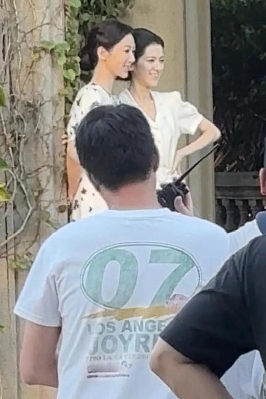 天啦噜，我们董竹君妈咪和姐姐玉兰花开君再来