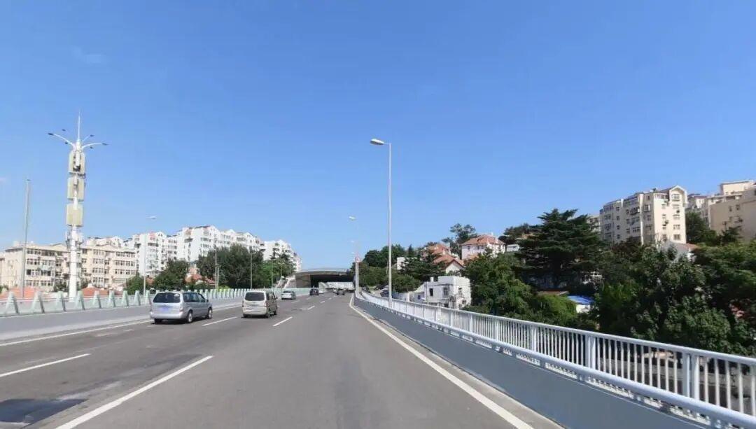 青岛住建局深夜亮剑！53家“空壳”建筑公司被揪出，你的房子还敢交给他们盖吗？市南