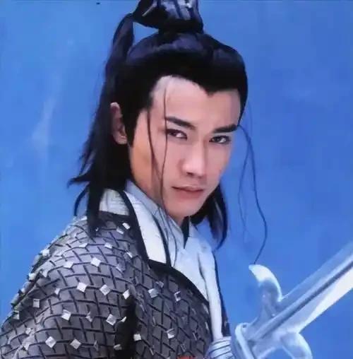 622年，李世民率军与刘黑闼交战，唐军大将王君廓受伤，血战突围，所部伤亡殆尽，罗