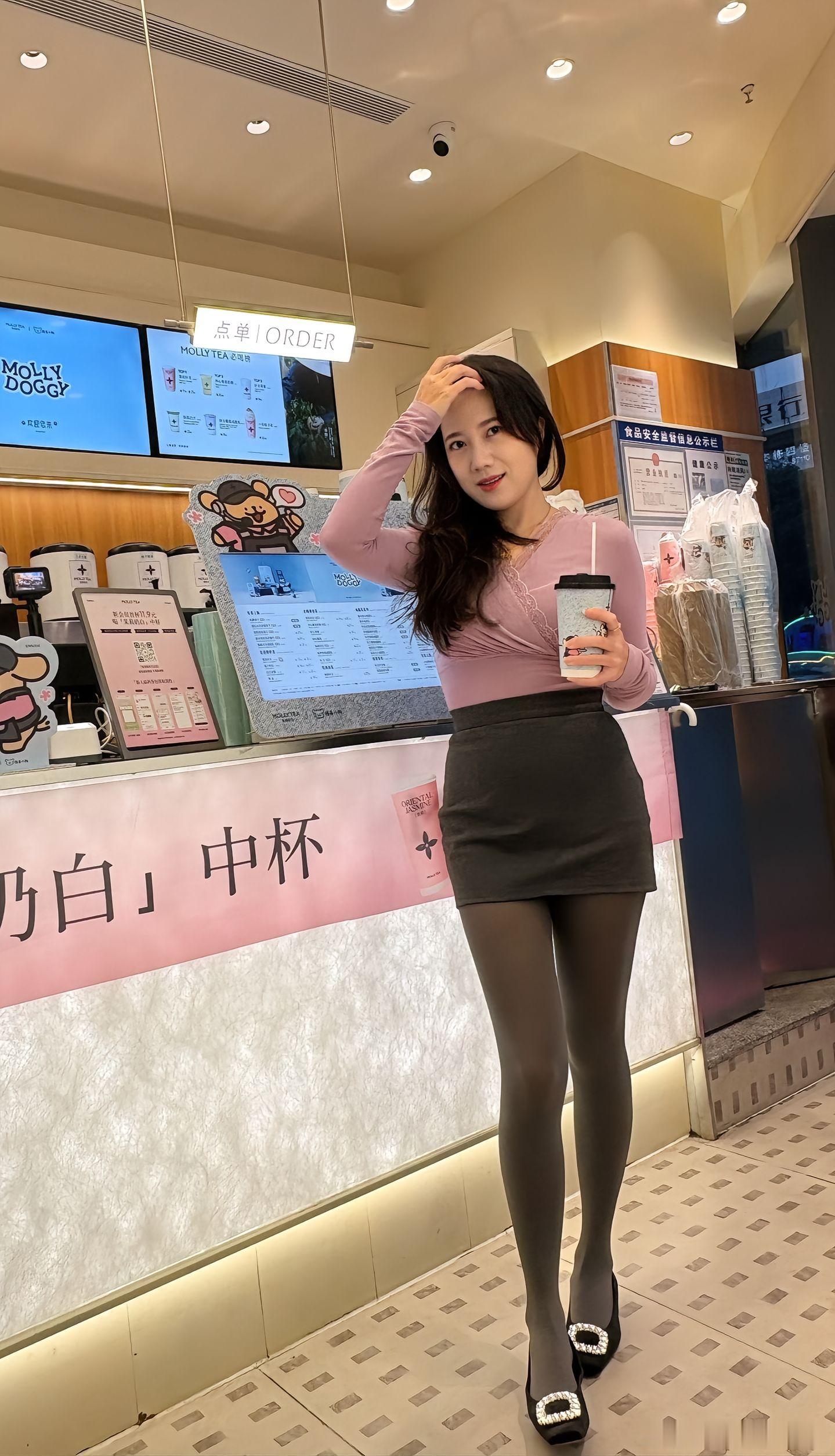 轻熟女神范儿熟的刚刚好颜控正义日记的红包美女