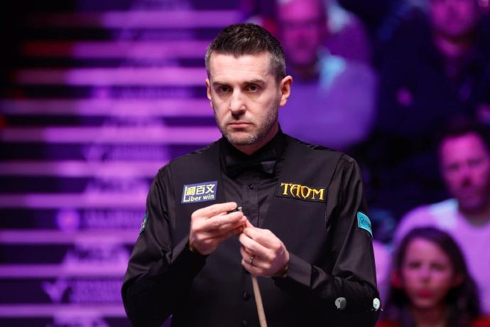 斯诺克巡回锦标赛4月2日赛程看点今天继续1/4决赛，将决出剩余3个四强席位。