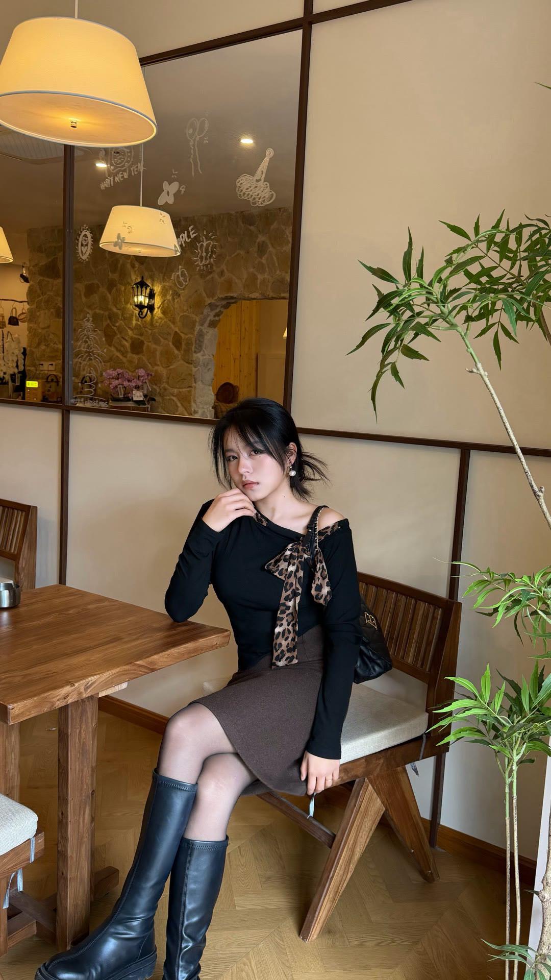 分享美女穿搭服饰