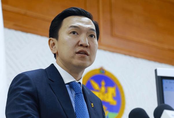 邻国又变天了，亲华总理一夜下台，新人选出炉，对中国态度不简单蒙古国国家大呼拉尔