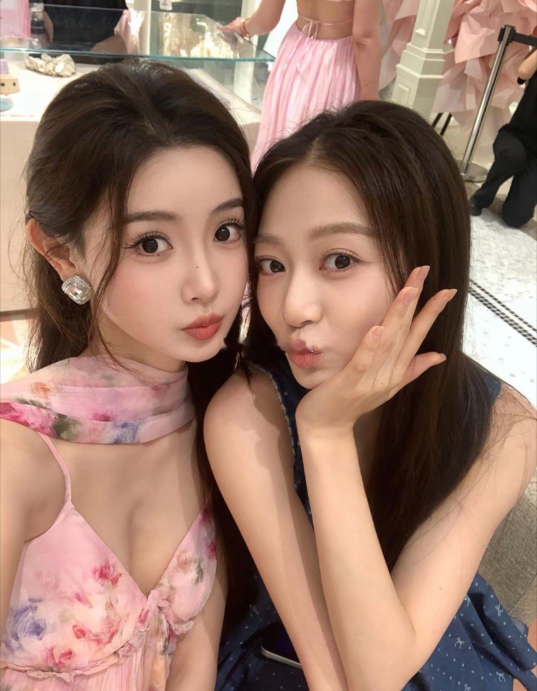 女主持人才是妥妥的富二代收割机漂亮又拿的出手，你看看央视的女主持人就没有嫁的差的