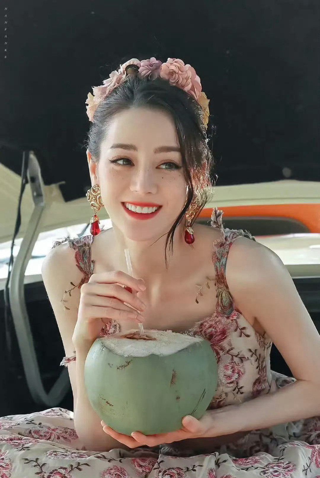 热巴气质女孩​​​