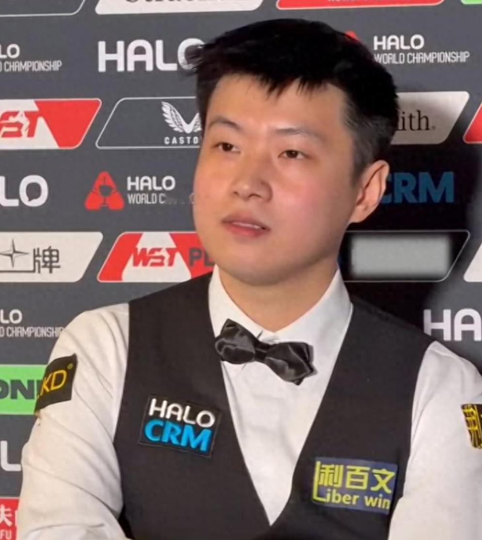 赵心童：永远不可能超越丁俊晖。不得不说，赵心童的三观是真正。他说，即便自己再