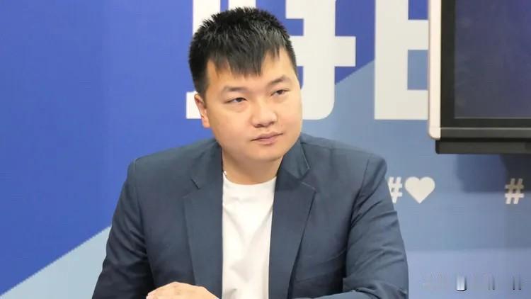 谁说票房毒药？罗智强子弟兵明邀郑丽文站台扫街就在国民党主席郑丽文被封为“票房