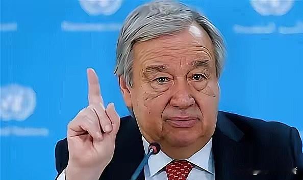就差跪下了。联合国秘书长，古特雷斯，最近开会，就差没当着全世界的面说：兄弟们，行