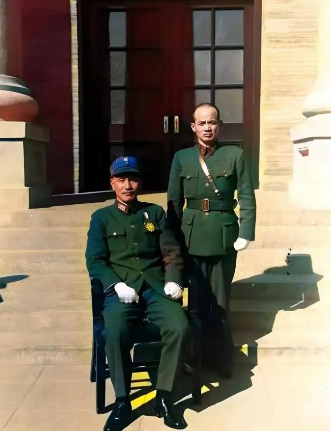 在蒋介石的用人哲学里，有两条铁律，一个是“黄”，指黄埔军校；另一个就是“浙”，特