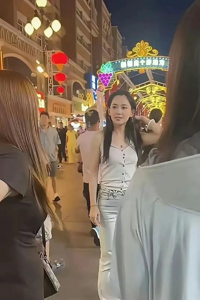 老汪要是早看到森林北这两张照片，估计他俩成不了！