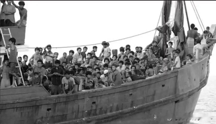 221名女囚漂洋过海，下船时全员怀孕，这批女囚竟生出了一个国家1790年6