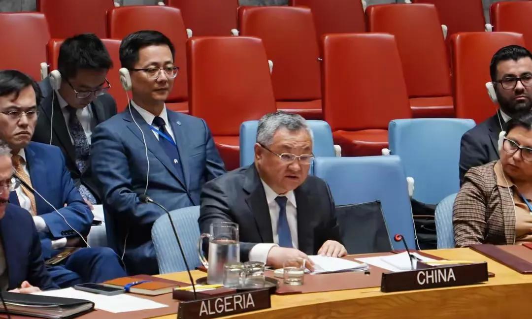 中美联合国唇枪舌剑交锋，美竟大言不惭要求中国守规矩，中方立即反将一军，守谁的规矩