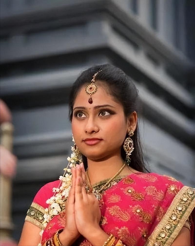 印度专坑中国企业屡屡得手外资连续20多天从印度股市往外撤，钱都快撤没了，短短