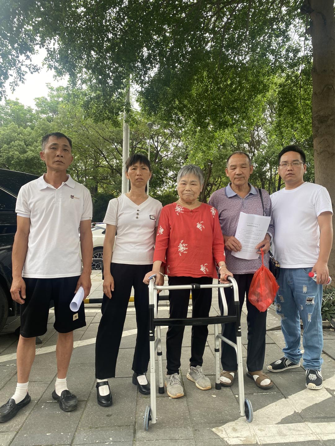 复合无望, 男子跨省杀妻及妻弟媳, 一审死刑, 二审改判死缓
