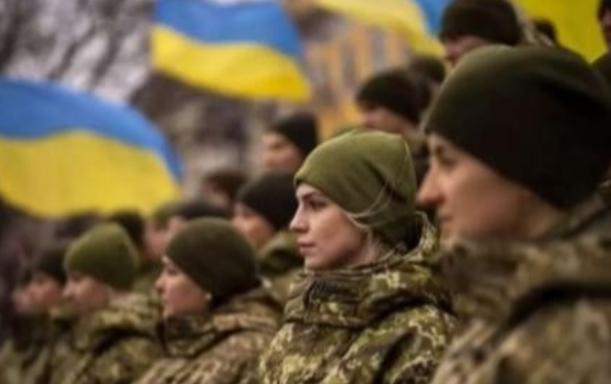 乌克兰为什么不选择投靠俄罗斯？那不是一样能保证安全吗？其实，乌克兰如果真的倒向俄