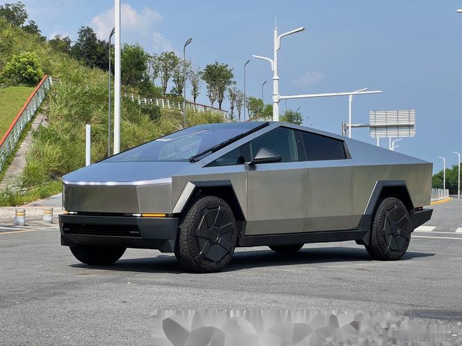 【特斯拉美国工厂暂时停产cybertruck和ModelY】据外媒报