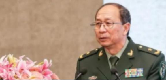 国际军事论坛上，美国记者向金一南将军发问：“如果把中国耗资2000亿建成的三峡大