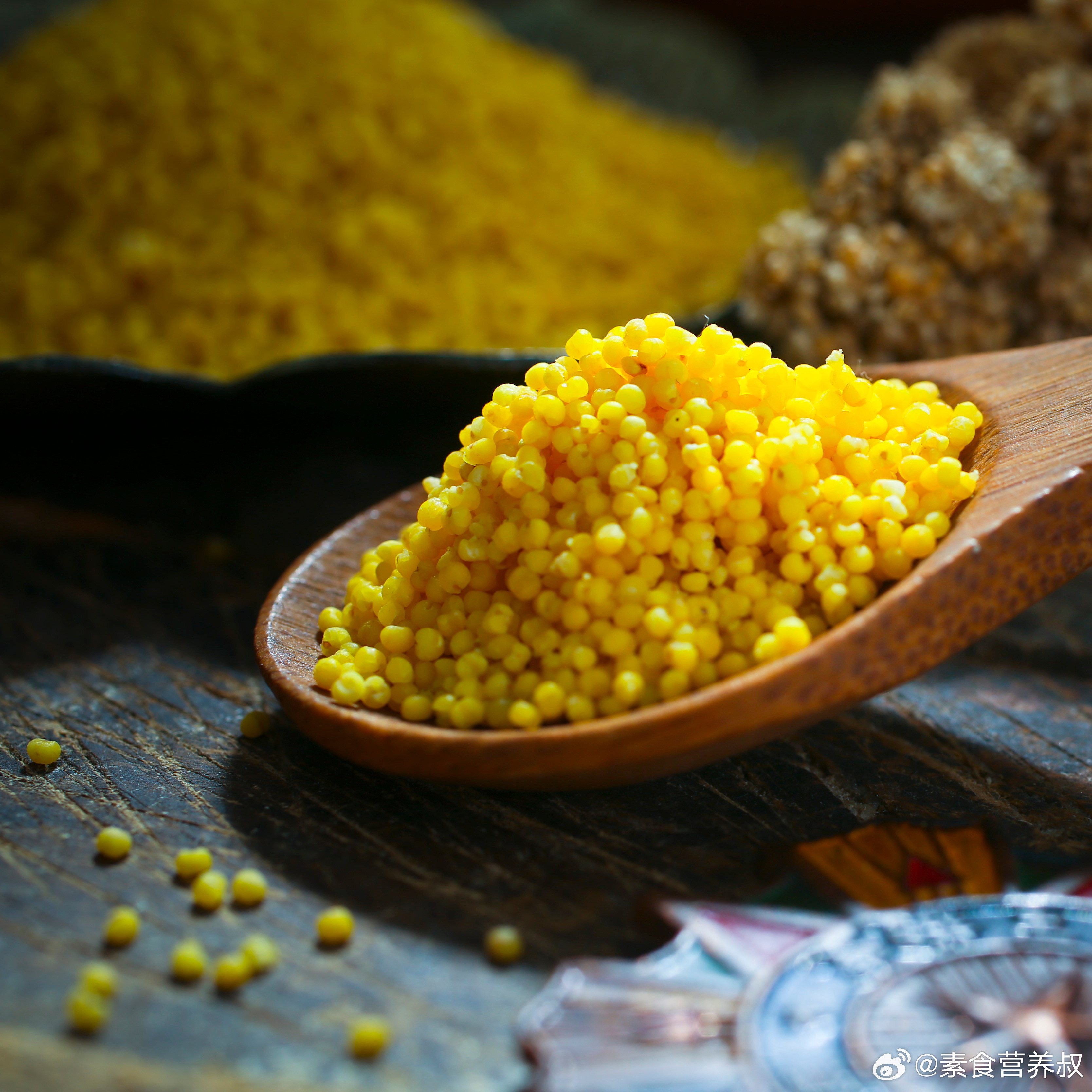 发表在FrontiersinNutrition杂志的一项研究显示，吃小米可以