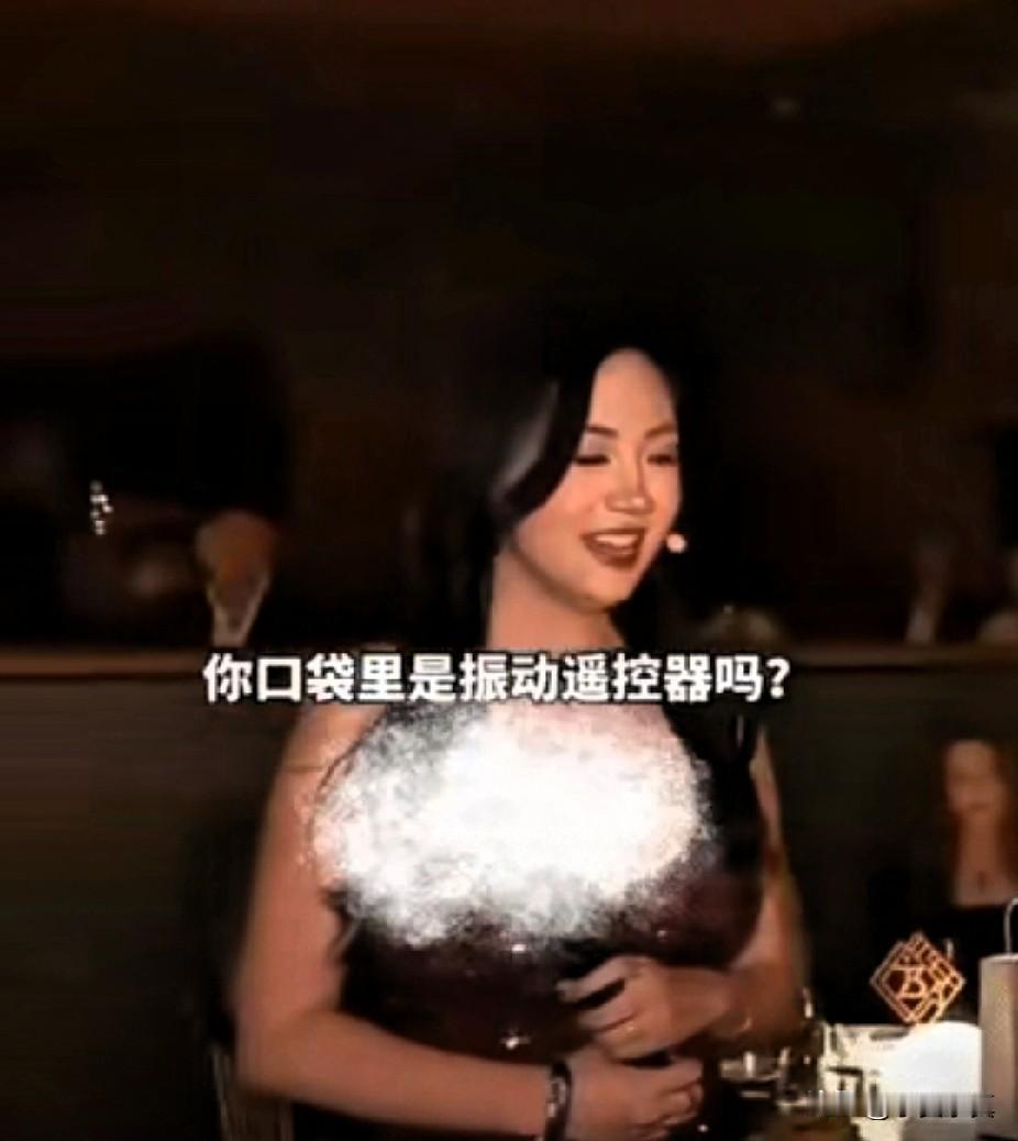 这属不属于“崇洋媚外”这事发2025年12月7日，美国洛杉矶举办的TheSt