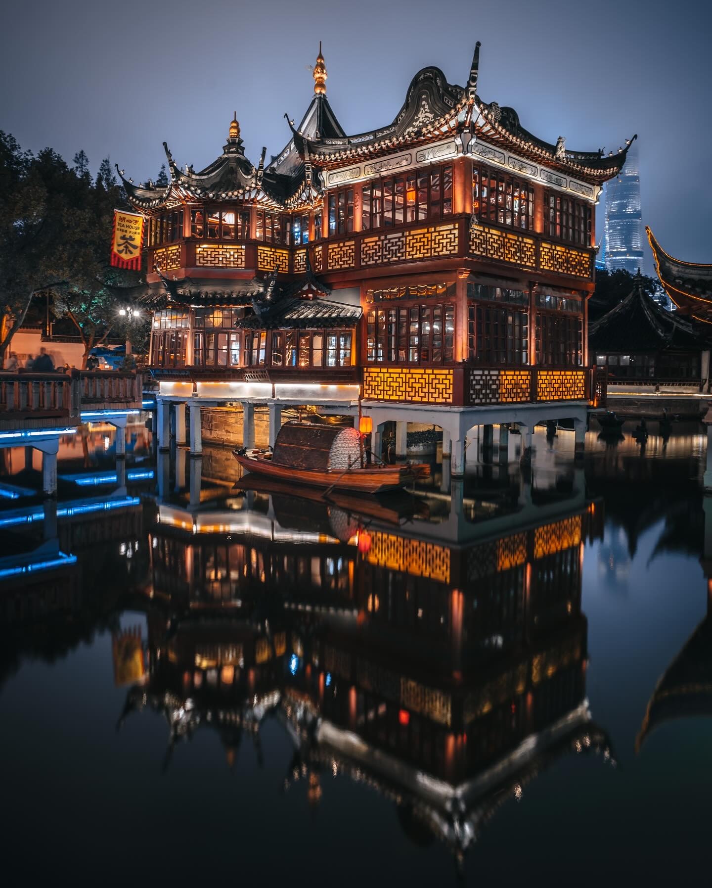 𝘚𝘩𝘢𝘳𝘦手机壁纸｜风景壁纸｜城市街景｜深色壁纸｜高