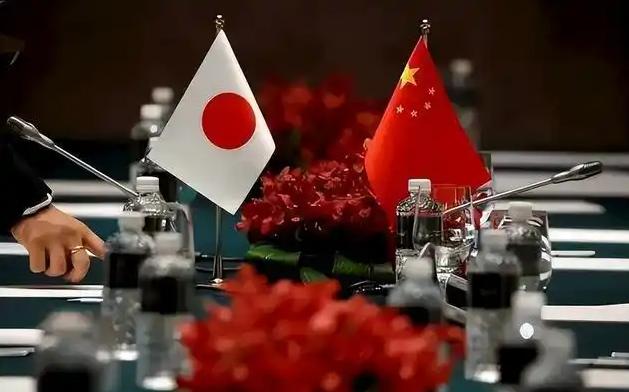 这次中日关系危机，差不多是中日建交以来最大的一次。如果不能顺利解决，明年在中国举