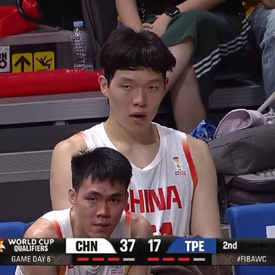 周琦和杨瀚森谁更有潜力?这毋庸置疑！谁都能看出来！肯定是杨瀚森更有潜力！我们
