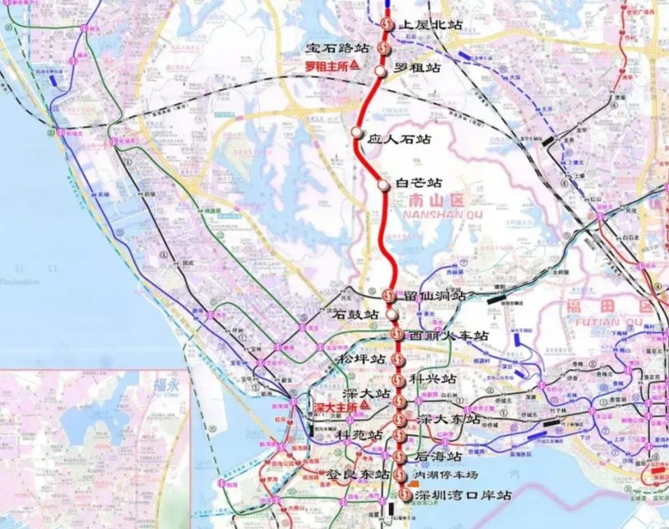 深圳地铁13号线因建设周期长达八年且仍未全线通车，引发了公众对西丽站和港铁合作问