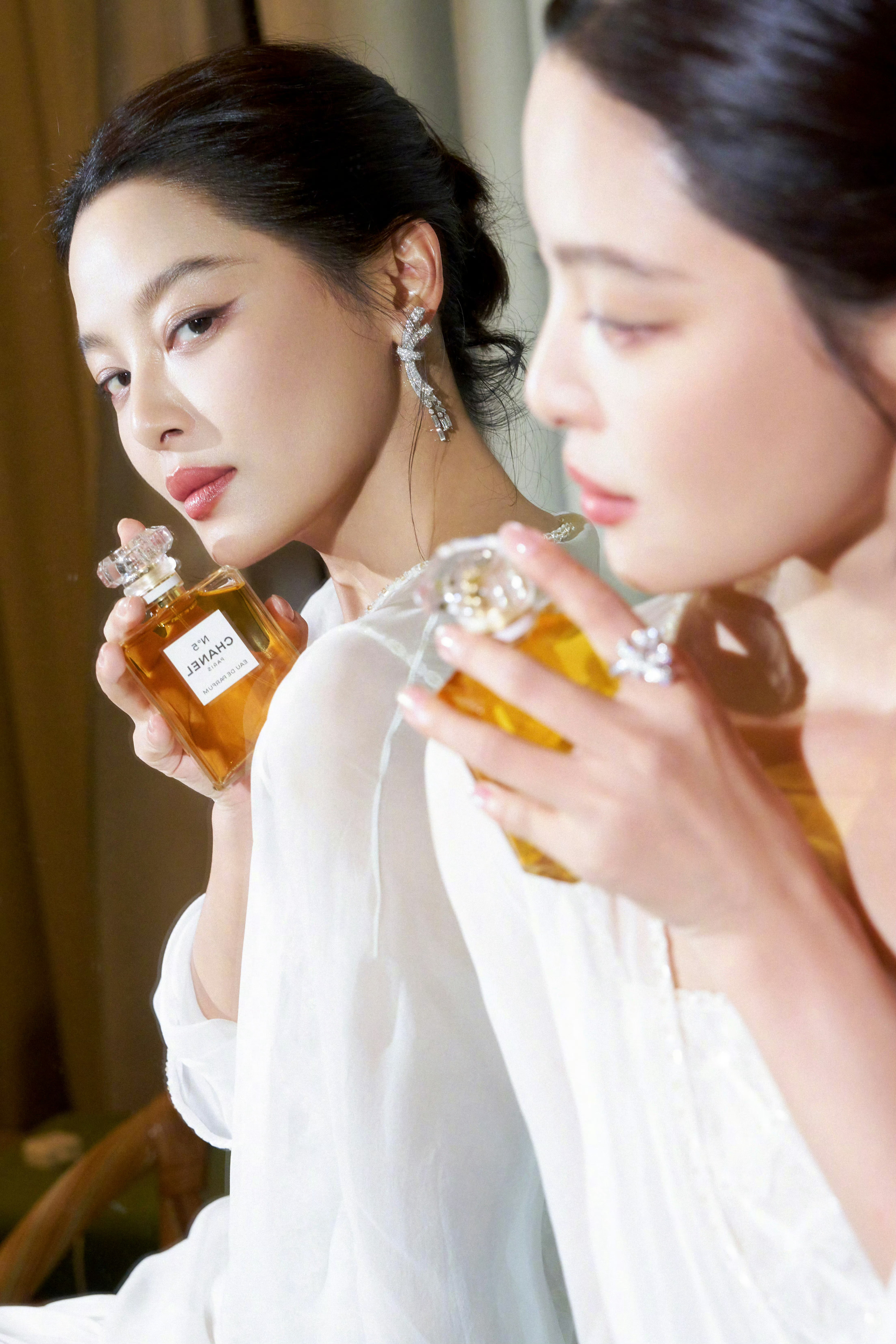 辛芷蕾×CHANELNo.5香奈儿全新5号香水大片，真正的「影后之水」🌟