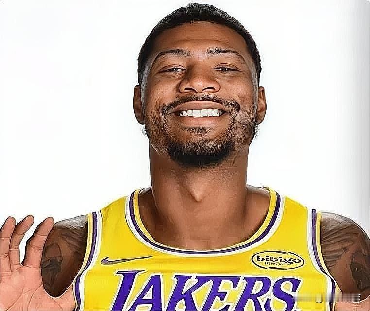 湖人危险了，斯玛特也打不了！今日，湖人更新了球队的伤病报告，斯马特因背部伤势