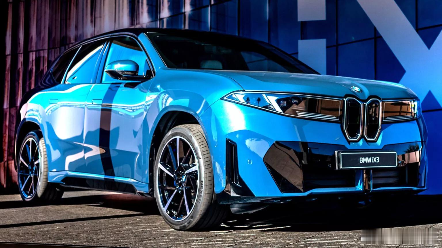 宝马iX3的设计太炸裂了，对，这就是BMW，太期待了。这样的锋芒还真不是每个品牌